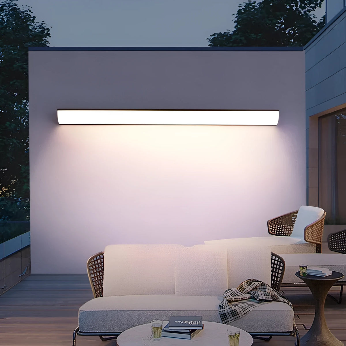Surface-mounted outdoor sensor light waterproof aluminium strip wall lamp in black, 120cm length
