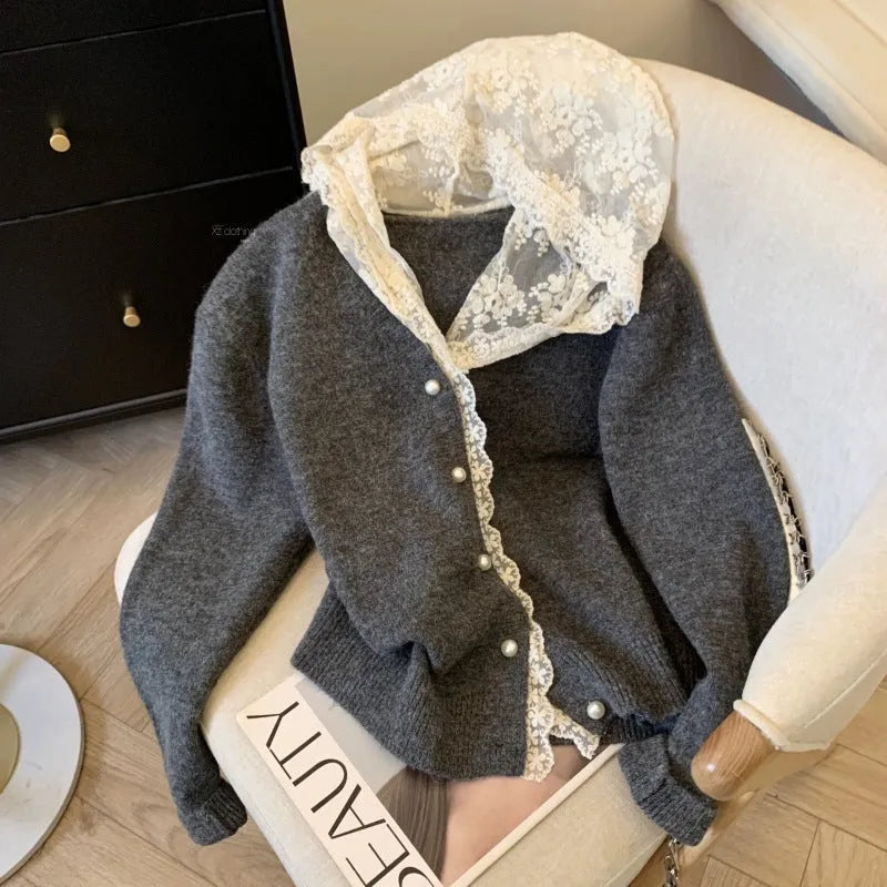 Lazy chic loose cardigan with 3D pattern in cashmere blend, available in multiple colours.