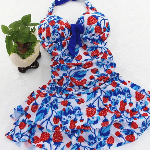 Women's backless one-piece swimsuit with strawberry print, cross straps and push-up cups