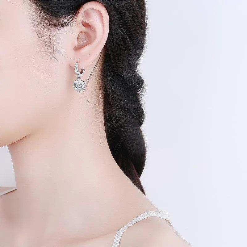 Copper inlaid zircon love earrings for women, heart shape, white gold colour, Korean style with polka dot detail.