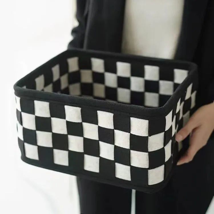 Checkerboard woven felt storage basket folded and unfolded showing 37x29x19.5cm dimensions