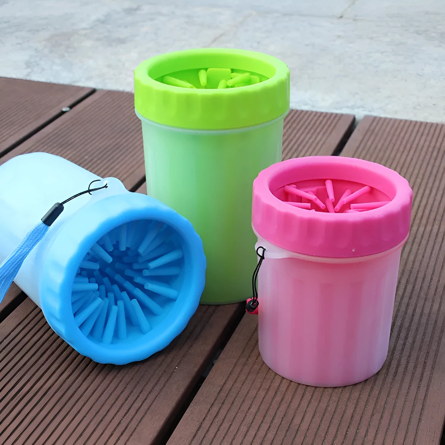 Blue silicone and plastic dog foot wash bucket for pet grooming