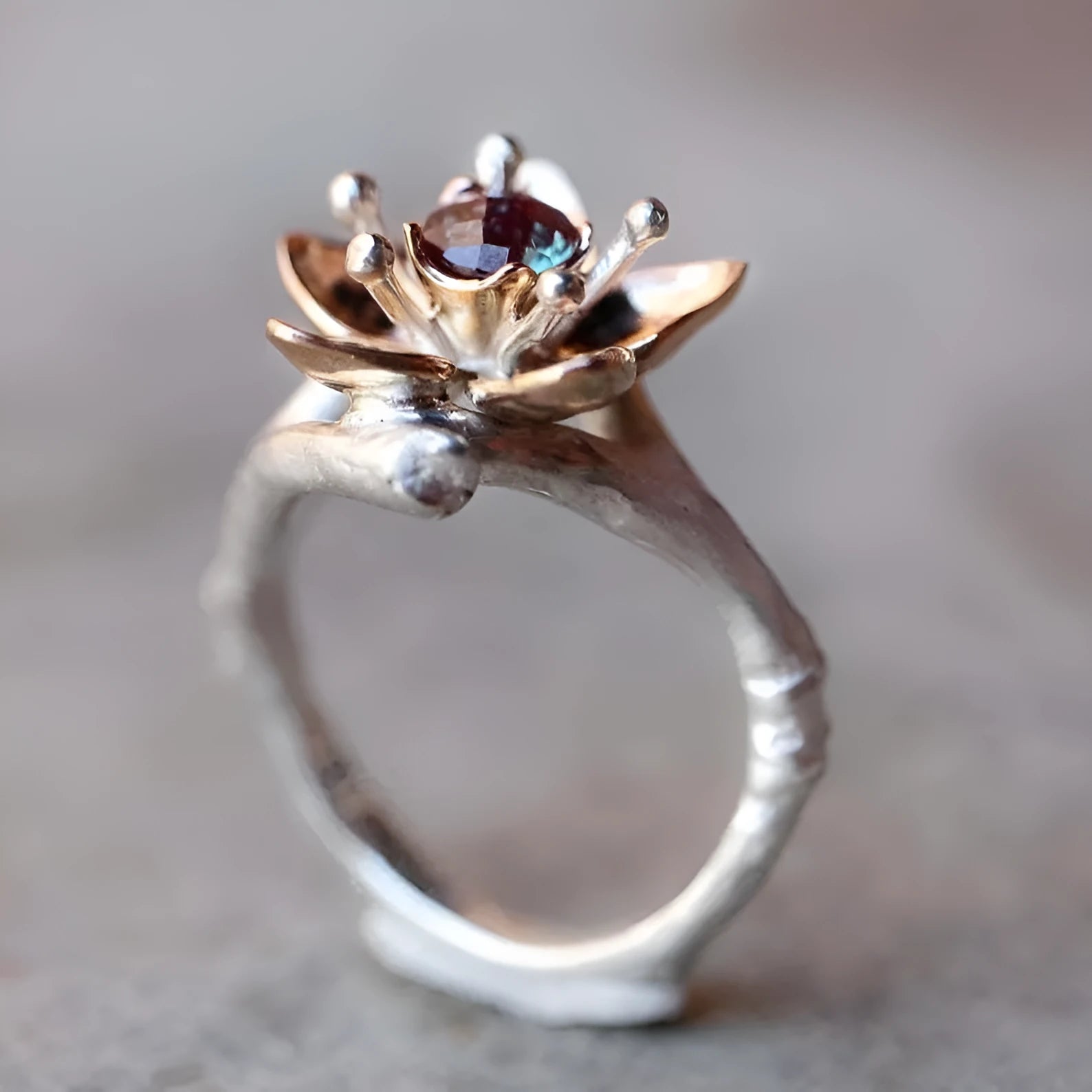 Silver two-tone floral geometric women's alloy ring shown in multiple sizes