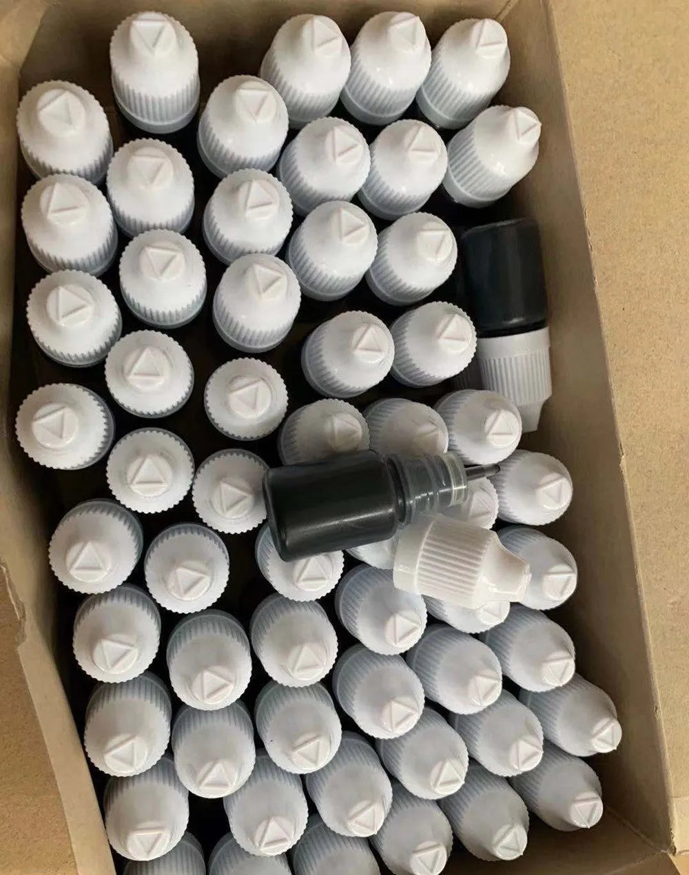 A 5ml bottle of black quick-dry confidentiality seal ink for office stamp seals.