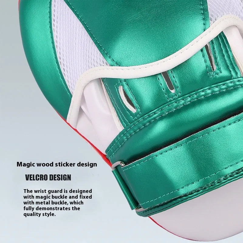 Vertical gold and green PU baffle target for boxing and Sanda martial arts training.
