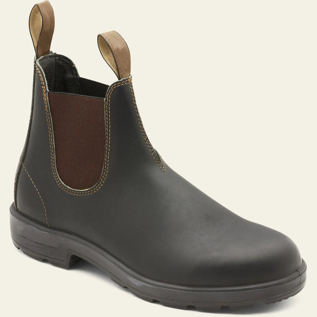 Brown vintage unisex Chelsea boot with car suture stitching and a round toe.