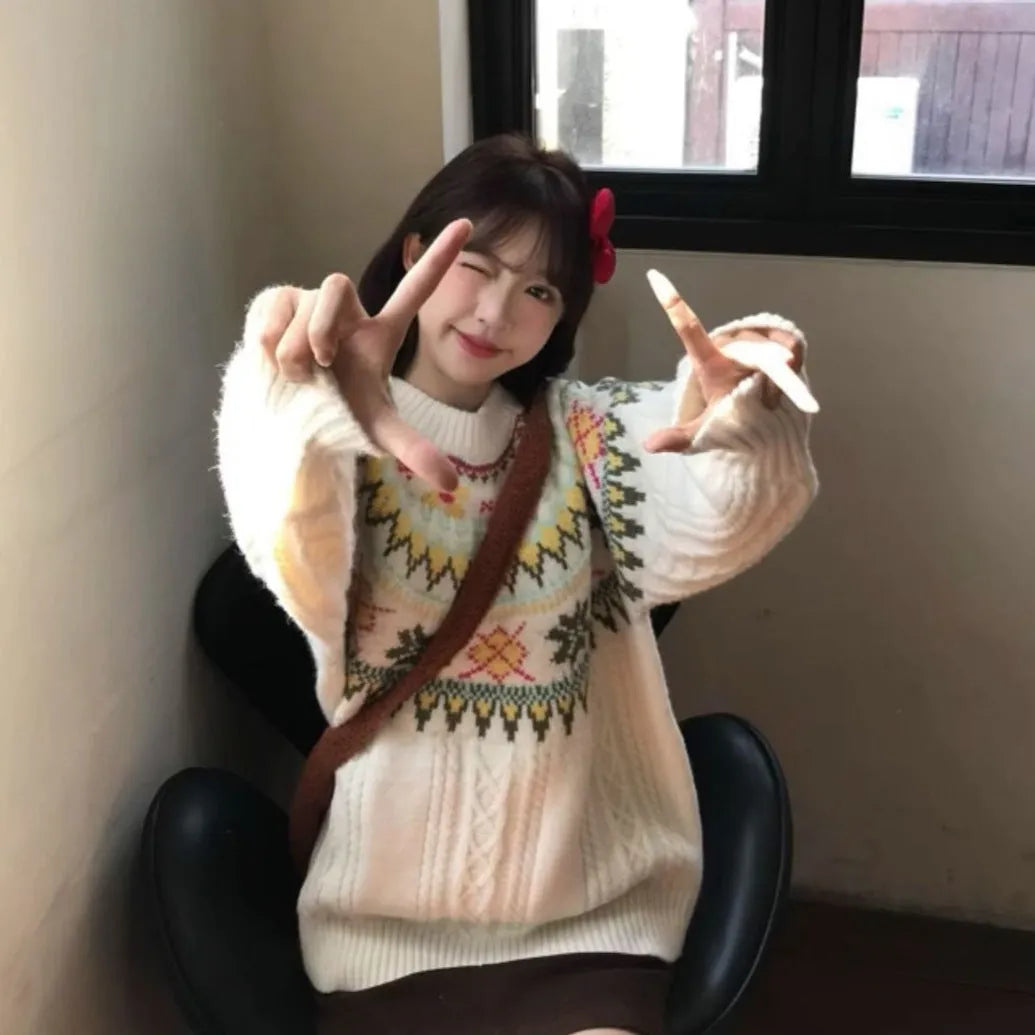 Women's milky white lantern sleeve pullover knitwear with loose Mori style