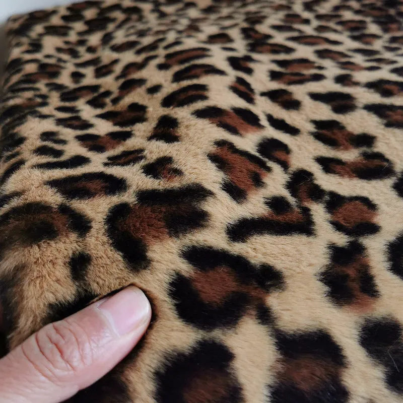 Leopard print artificial wool blanket in brown gradient, polyester fibre, available in multiple sizes