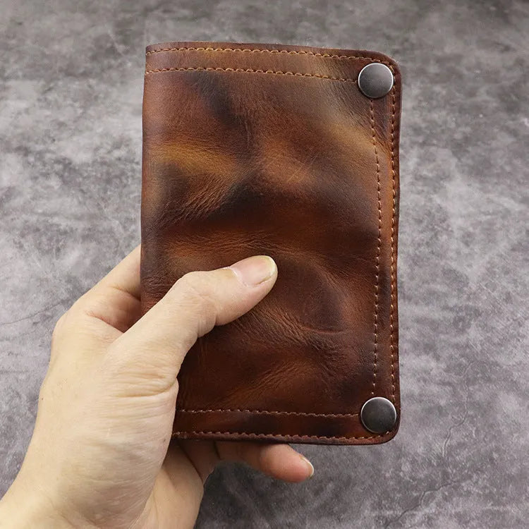 Men's genuine leather retro wallet in vertical square design with multiple card slots and coin pocket