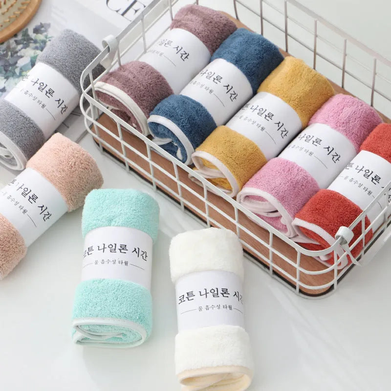 Thickened high-density coral fleece face towel in beige, 30x60cm, with edging finish