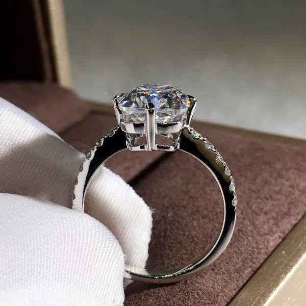 Women's moissanite princess cut ring with four-prong setting, white gold colour copper band, sizes 6 to 10