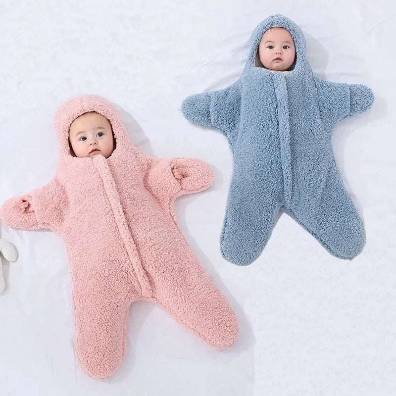 Starfish lamb velvet baby sleeping bag with hood and zipper closure for infants 0-6 months