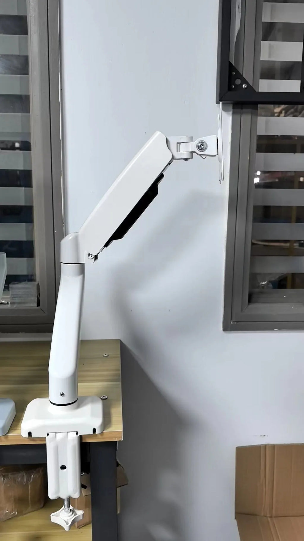 Black rotating telescopic LCD monitor bracket with desk clamp and 35cm extending arm