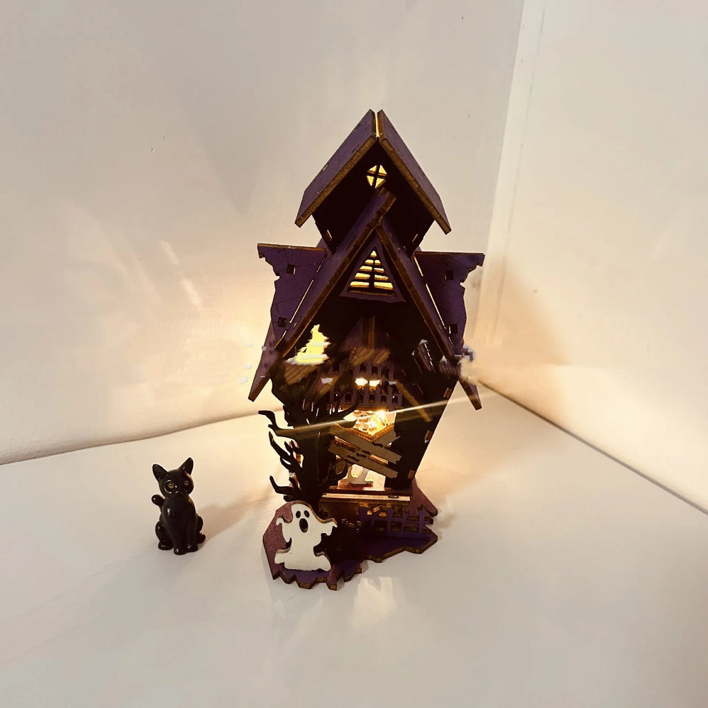 Wooden DIY haunted house Halloween table decoration measuring 14cm wide by 19cm tall