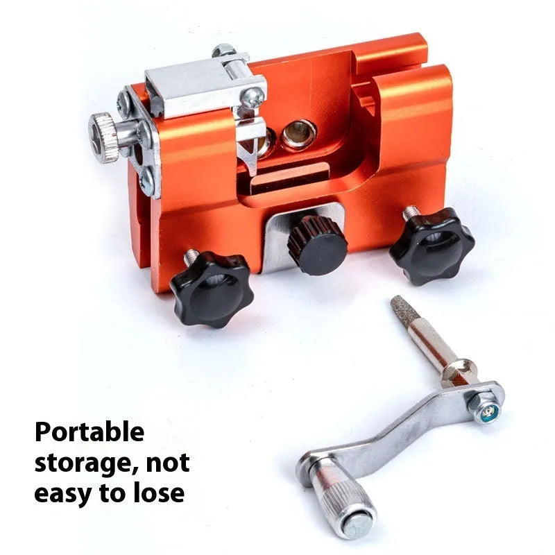 Hand cranking chain sharpener with three silicon carbide grinding heads for portable manual chain grinding
